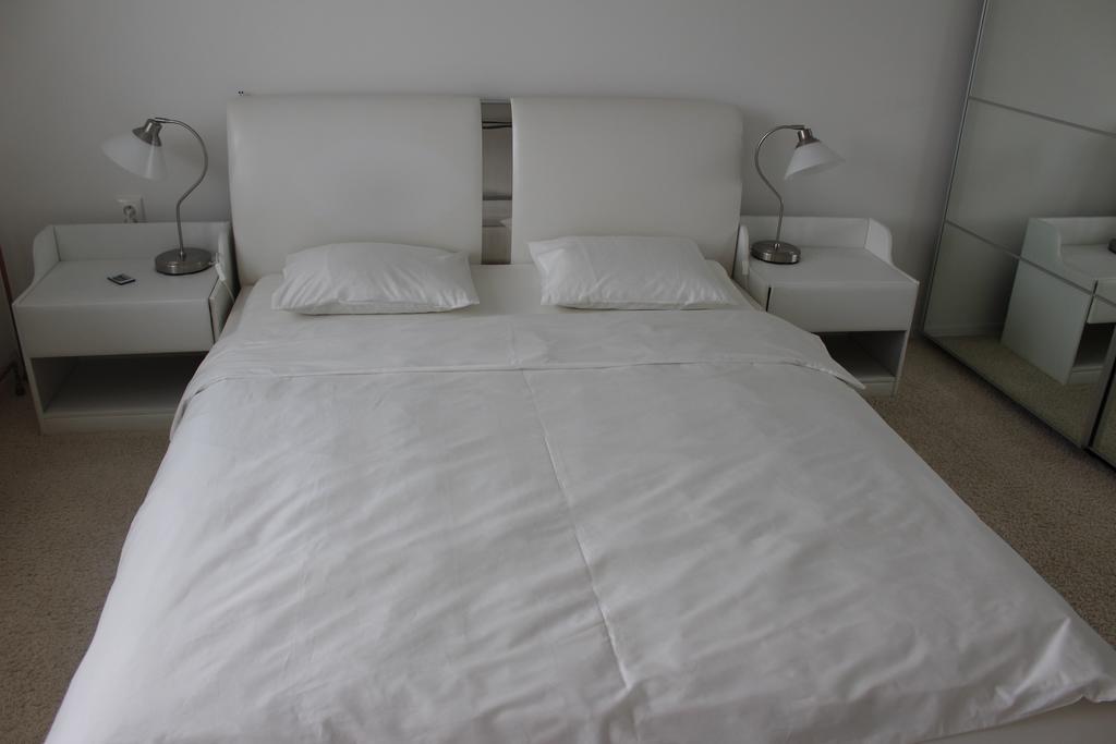 Apartman Relax So Saunou A Jakuzzi Namestovo Phòng bức ảnh